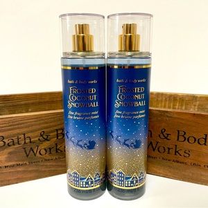 Bath and Body Works Frosted Coconut Spray x 2. New!
